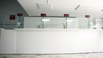 İkinci el otomobil piyasası durma noktasına geldi. Noterlerde araç satışı