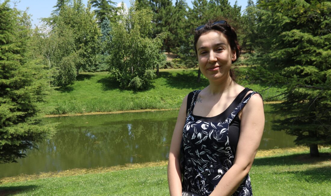 Eskişehir’de Porsuk Çayı’nın bazı bölümlerinde su akış hızının azalmasından dolayı