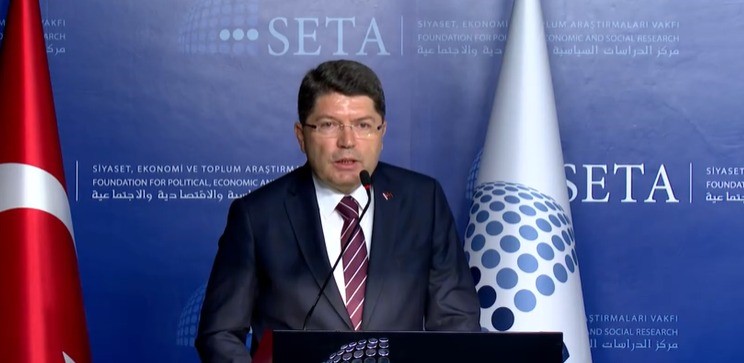 SETA tarafından düzenlenen 15 Temmuz Sempozyumunda konuşan Adalet Bakanı Tunç,