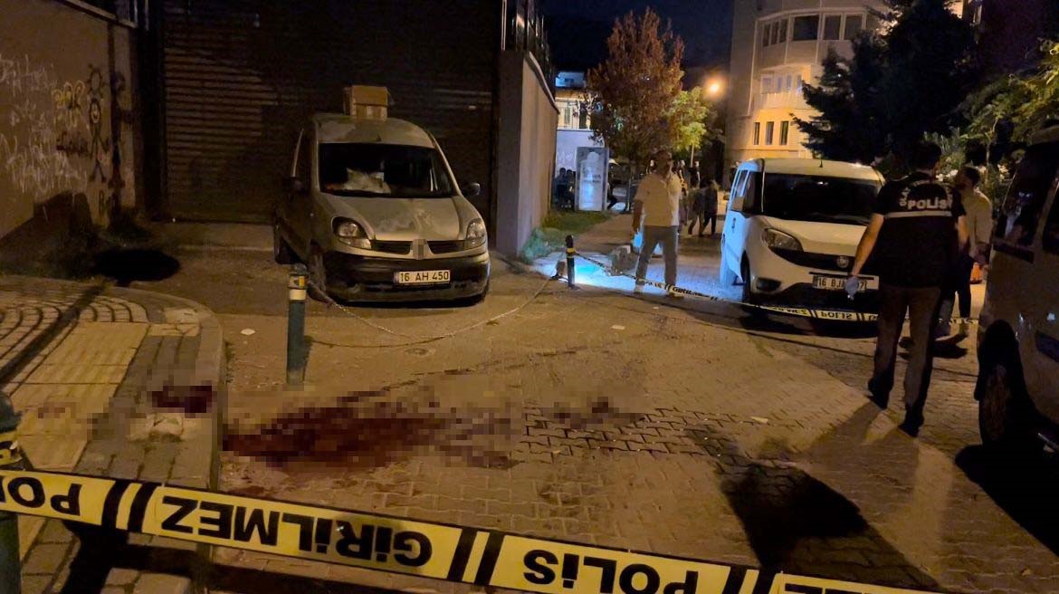 Afyonkarahisar’da alacak verecek meselesinden aralarında husumet bulunan ve hastanede karşılaşan