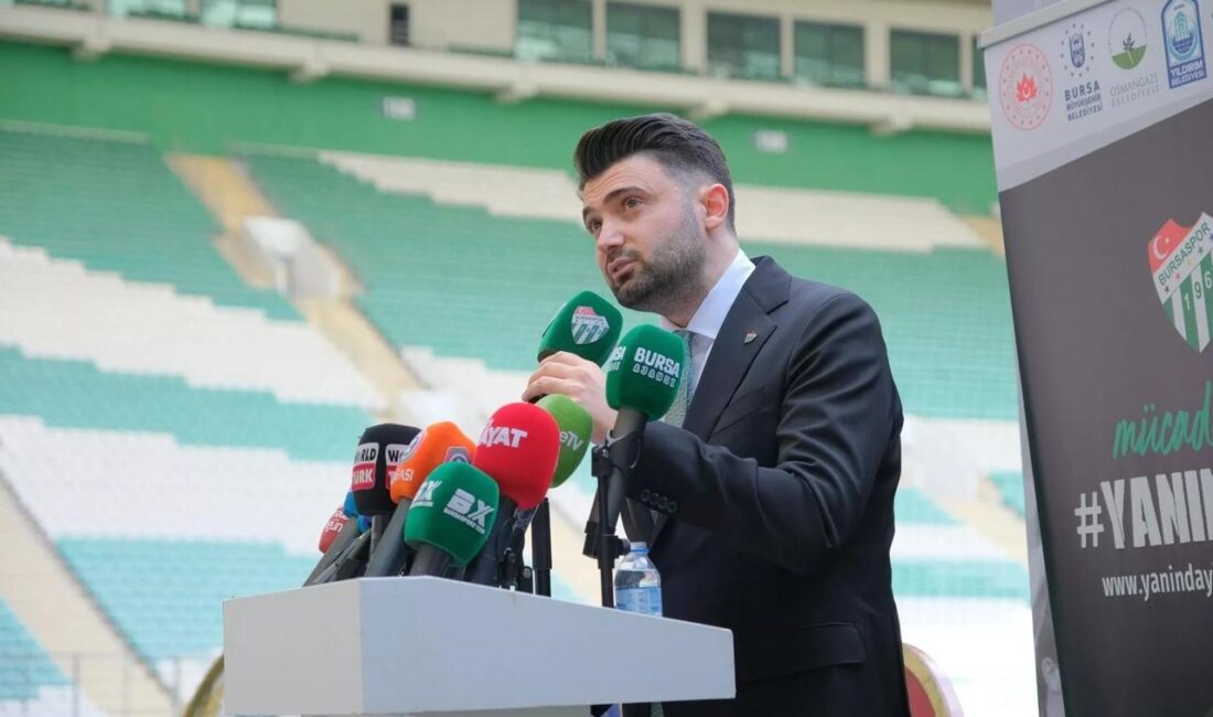 Bursaspor Başkanı Enes Çelik: “Görevi bırakma dahil her türlü kararı almaya hazırız” Bursaspor Başkanı Enes Çelik, Bursa Büyükşehir Meclis Toplantısı’nda yaşananlarla alakalı