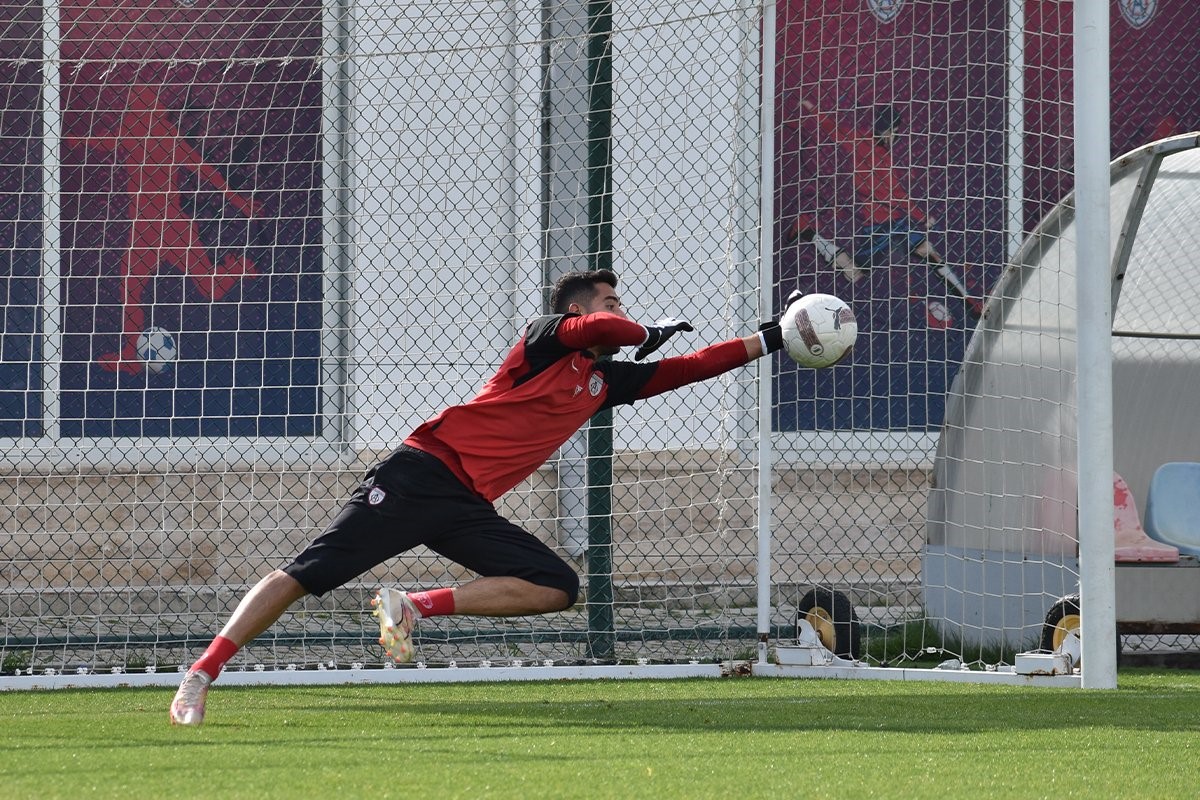 Altınordu’nun 2005 doğumlu kaleci Mert Furkan Bayram’ı, İspanyol ekibi Atletico