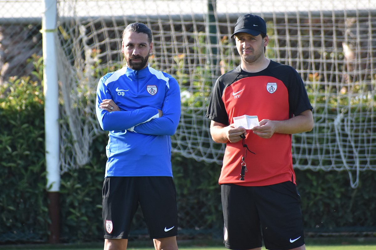 Altınordu FK Teknik Direktörü Olcay Şahan, Beşiktaş ve Trabzonspor’da futbol