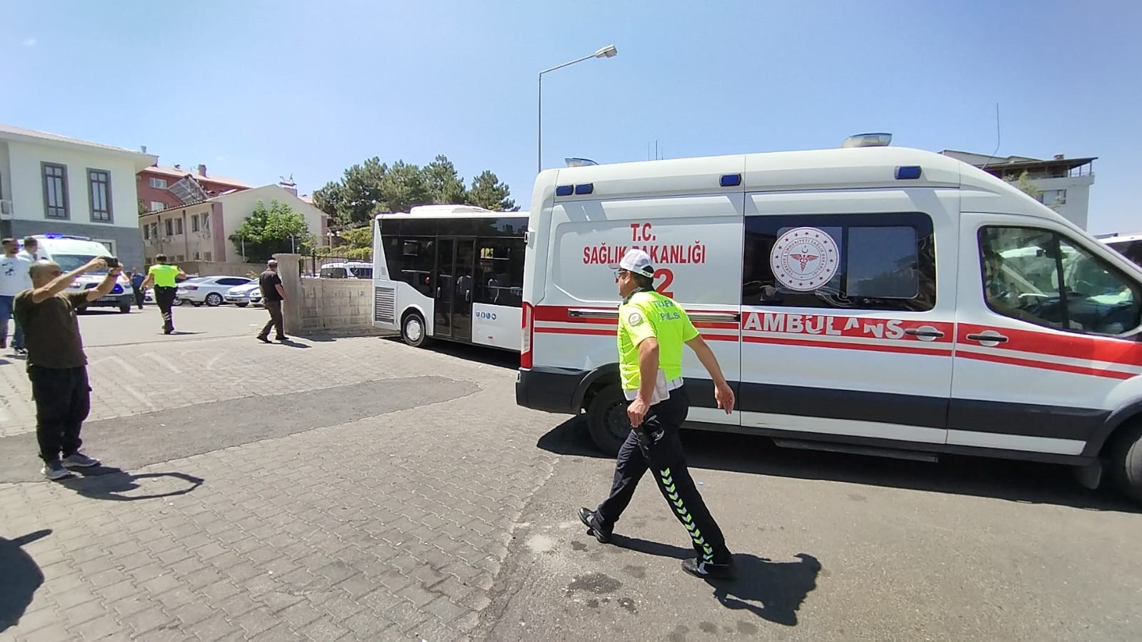 Bingöl’de madde bağımlısı şahıs tarafından gerçekleştirilen bıçaklı saldırı olayında hayatını