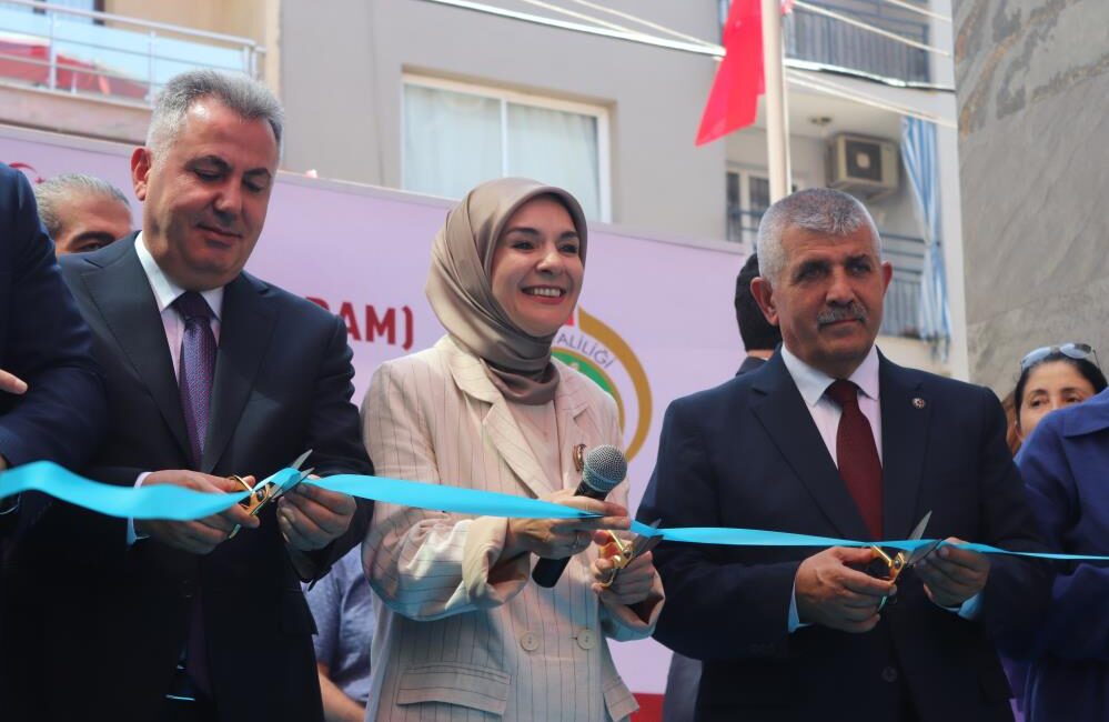 Aile ve Sosyal Hizmetler Bakanı Mahinur Özdemir Göktaş, temmuz ayına
