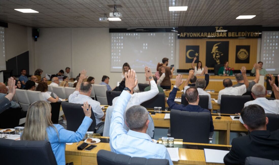 Afyonkarahisar Belediye Meclisi, Temmuz ayı toplantısını gerçekleştirdi. Toplantının açılış konuşmasını