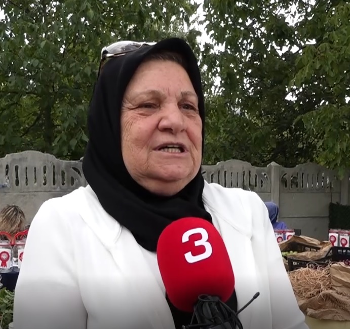 Gül Anneler Derneği özel etkinlikler düzenleyerek kız çocuklarının yüzünü güldürmeye
