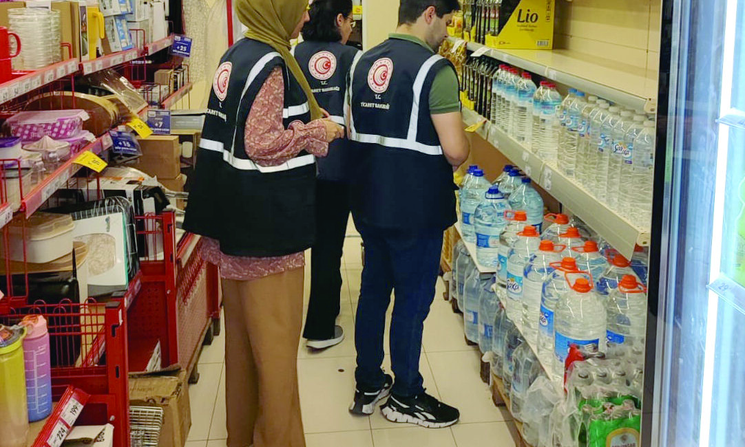 FAHİŞ FİYATA AMAN YOK   Afyonkarahisar Ticaret İl Müdürlüğü ekipleri,
