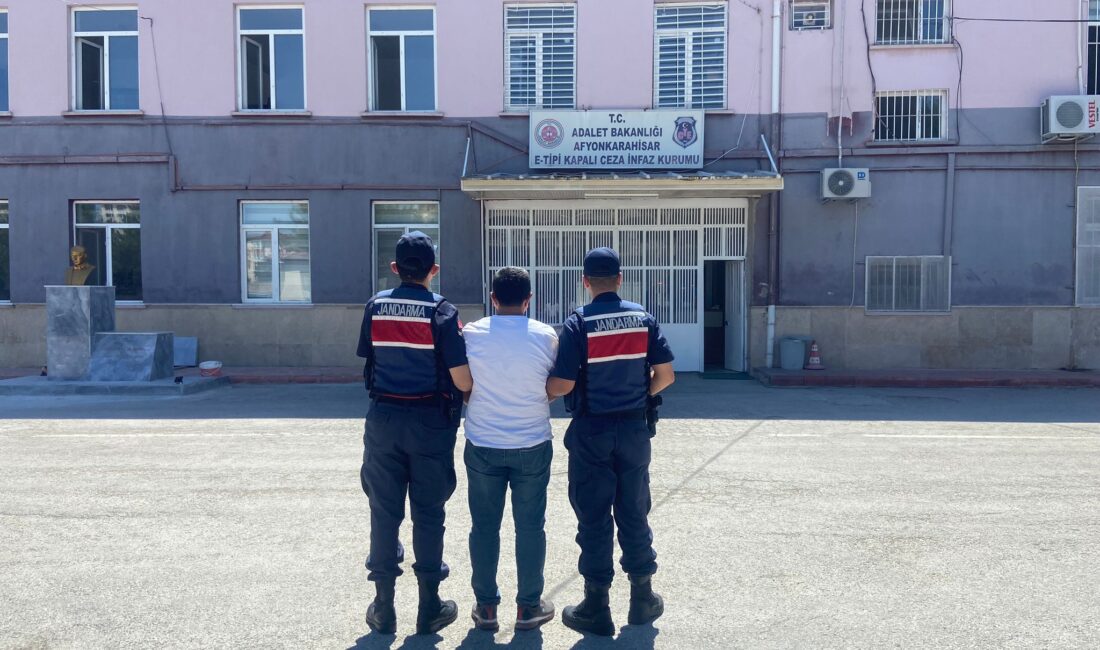 Afyonkarahisar İl Jandarma Komutanlığınca, aranan şahısların tespiti ve yakalanmasına yönelik