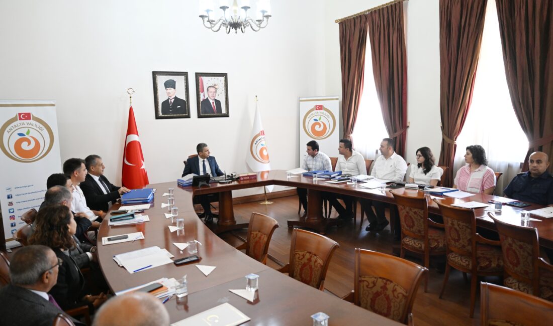 Denizler Halkındır Projesi kapsamında, Kumköy sahilindeki ve Aksu çayındaki kıyı