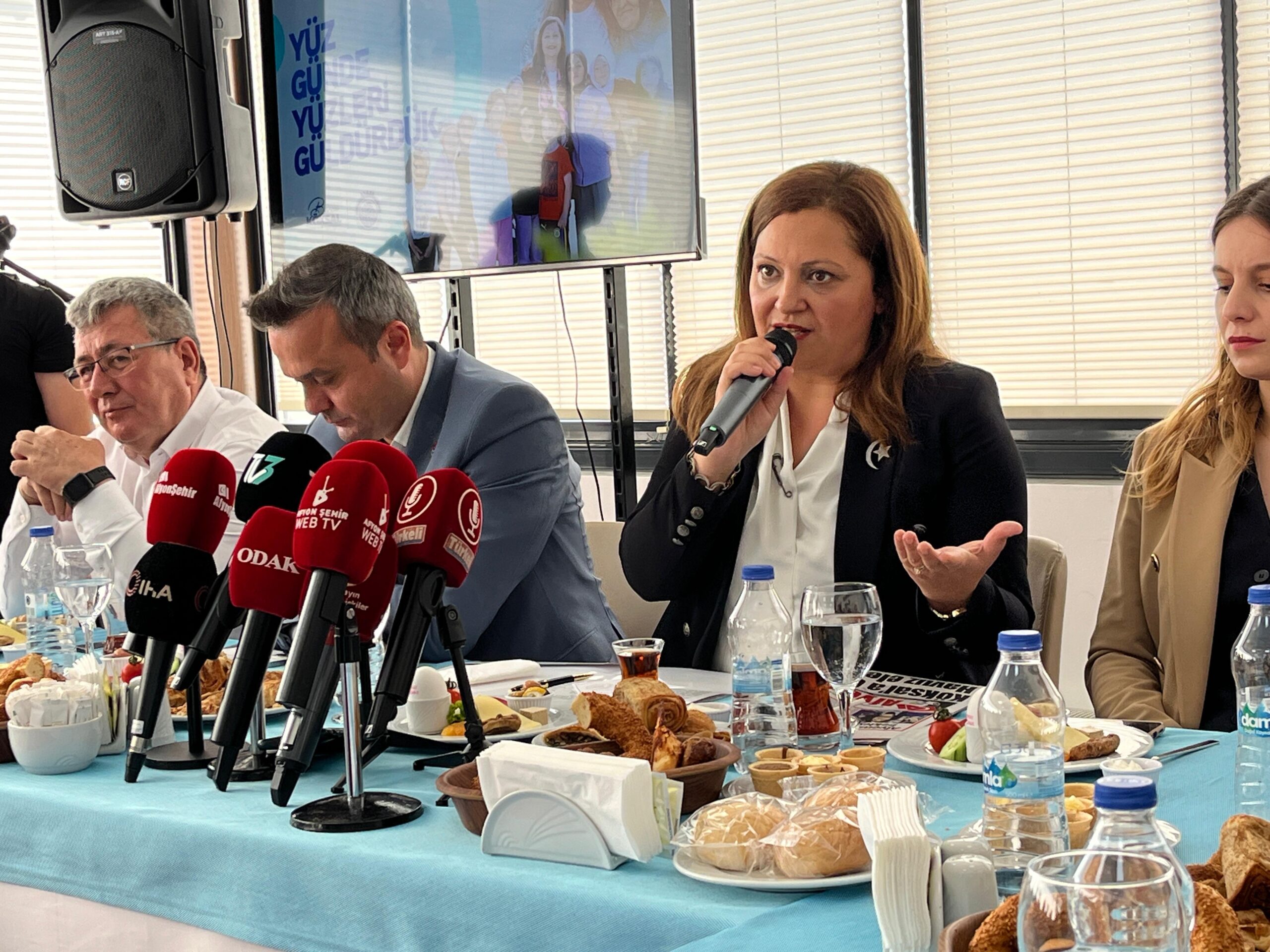Afyonkarahisar Belediye Başkanı Burcu Köksal, belediye başkanlığı görevinde 100 günü