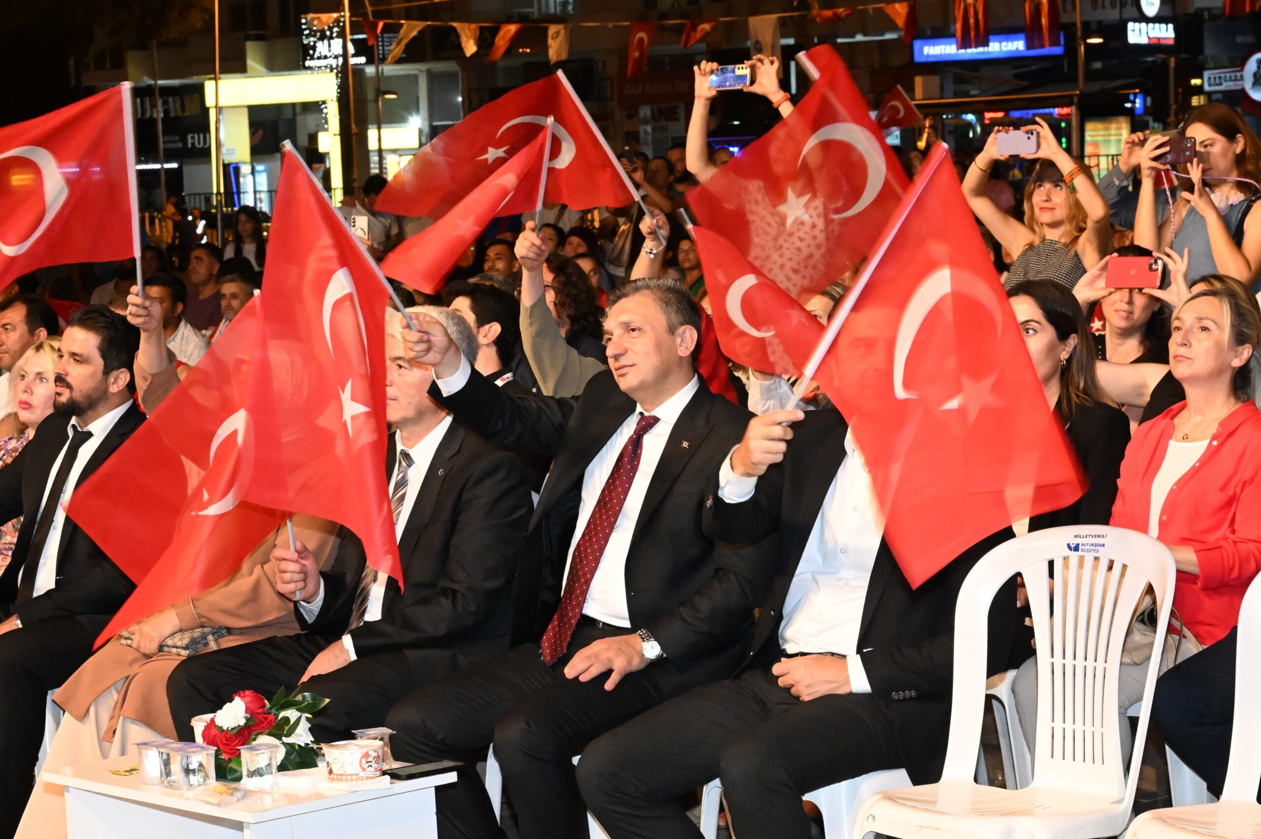 15 Temmuz Demokrasi ve Milli Birlik Günü’nde “Milletin Zaferi” coşku