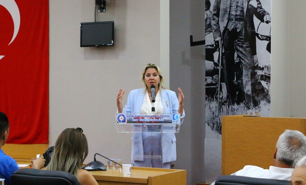 Antalya Büyükşehir Belediyesi’nin, ilçe belediyeleri, STK’lar ve yerel hayvan koruma