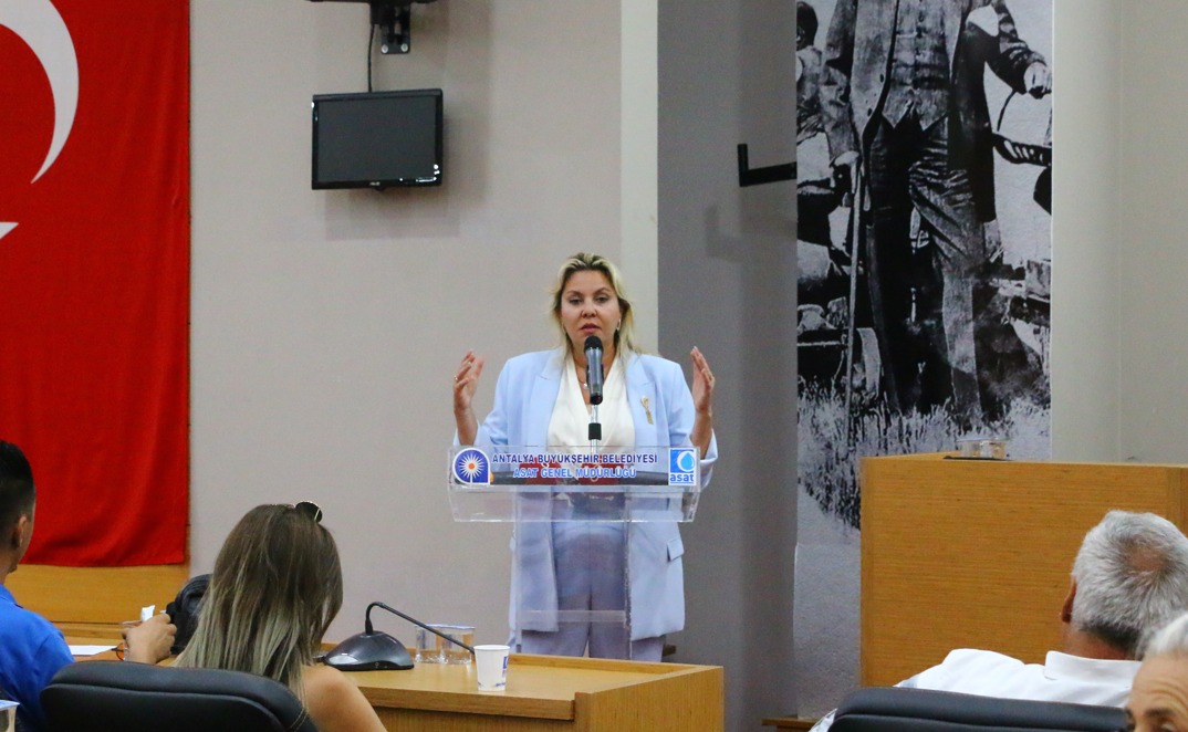 Antalya Büyükşehir Belediyesi’nin, ilçe belediyeleri, STK’lar ve yerel hayvan koruma