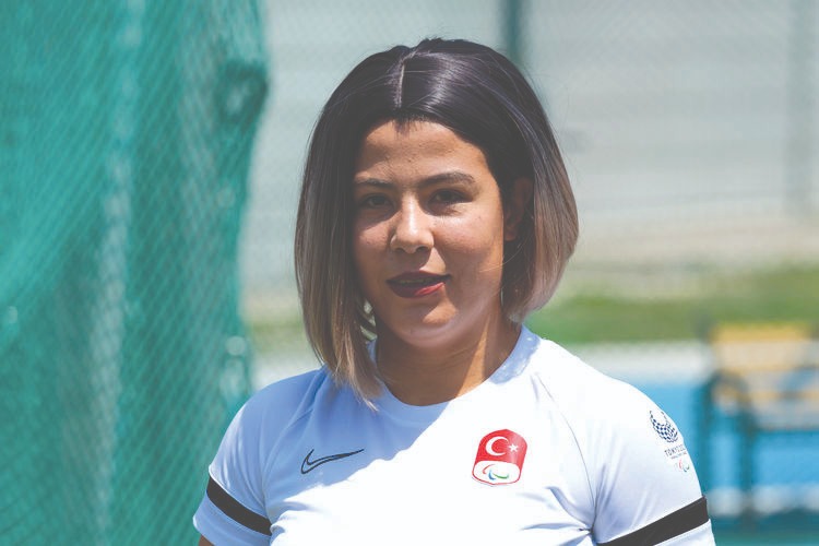 Paris 2024 Paralimpik Oyunları’na kota alan görme engelli milli atlet