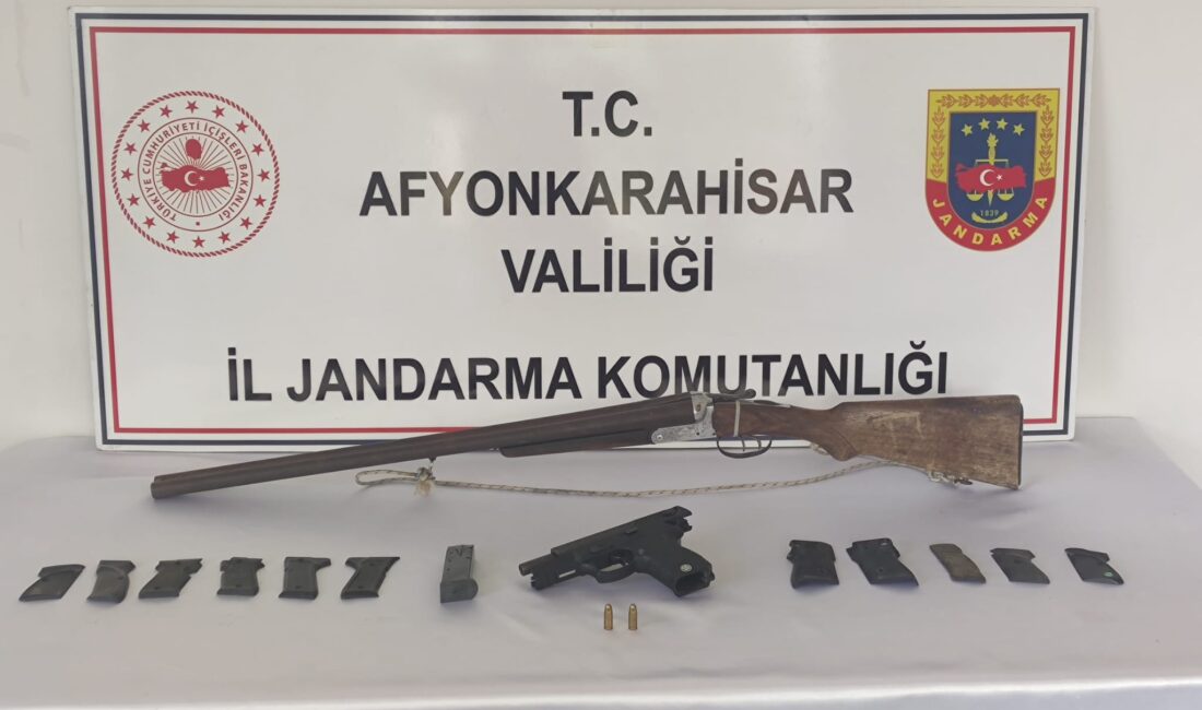 Silah tamircisine operasyon! Afyonkarahisar İl Jandarma Komutanlığınca yapılan çalışmalar neticesinde, Afyonkarahisar ili Merkez
