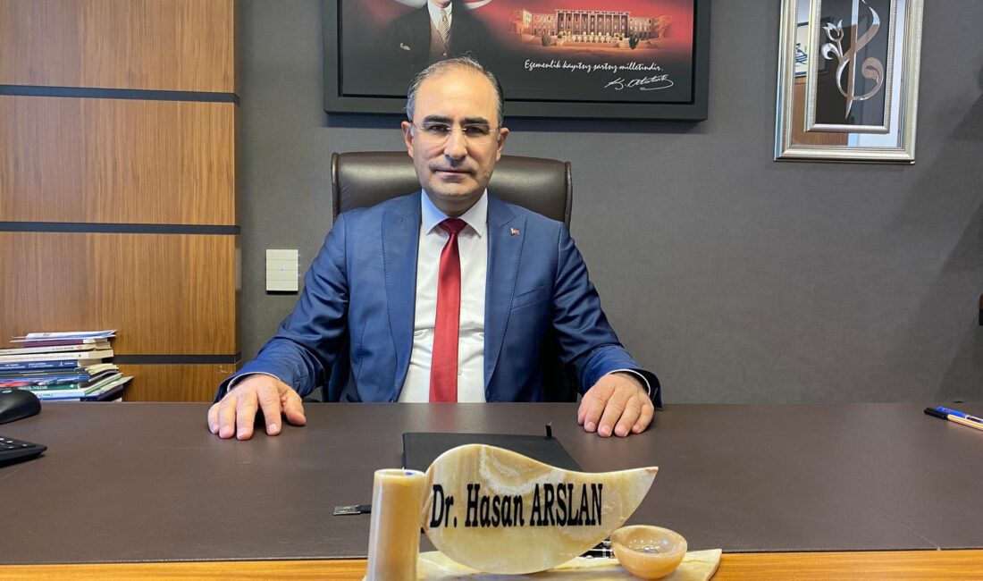 Ayetlerin okunduğu Cuma hutbesine ‘saçmalık’ diyen CHP Sözcüsü Deniz Yücel’e