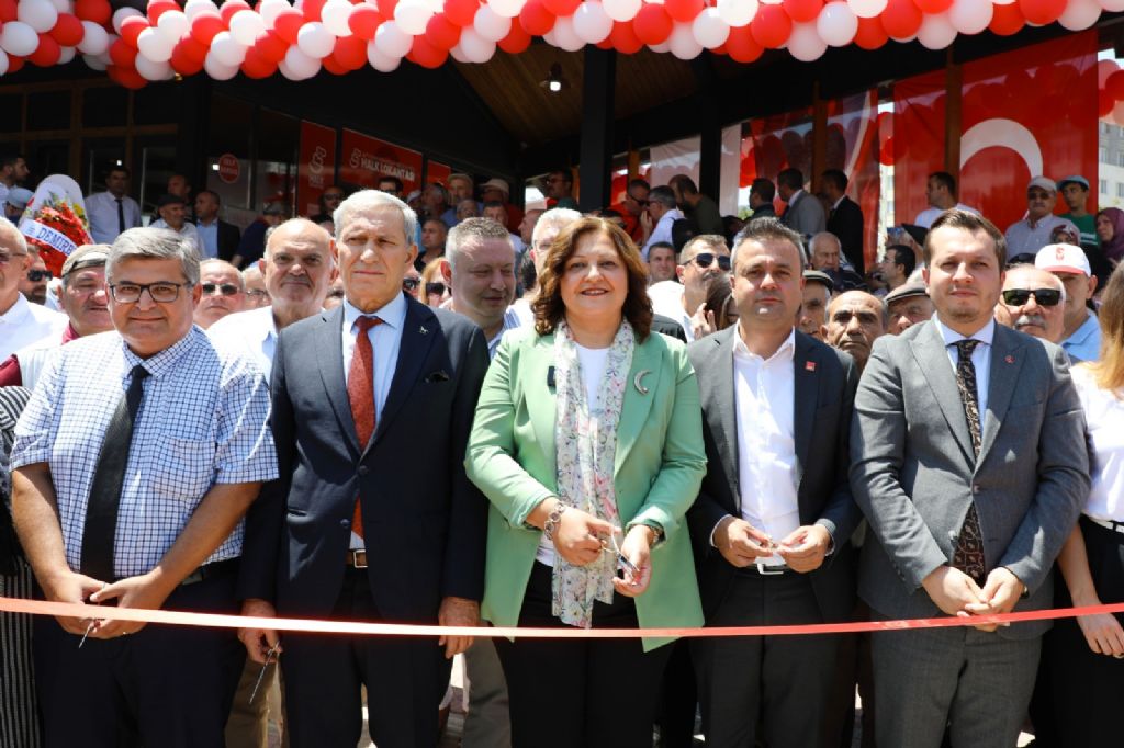     Belediye Başkanı Burcu Köksal’ın seçim vaatlerinden olan Halk
