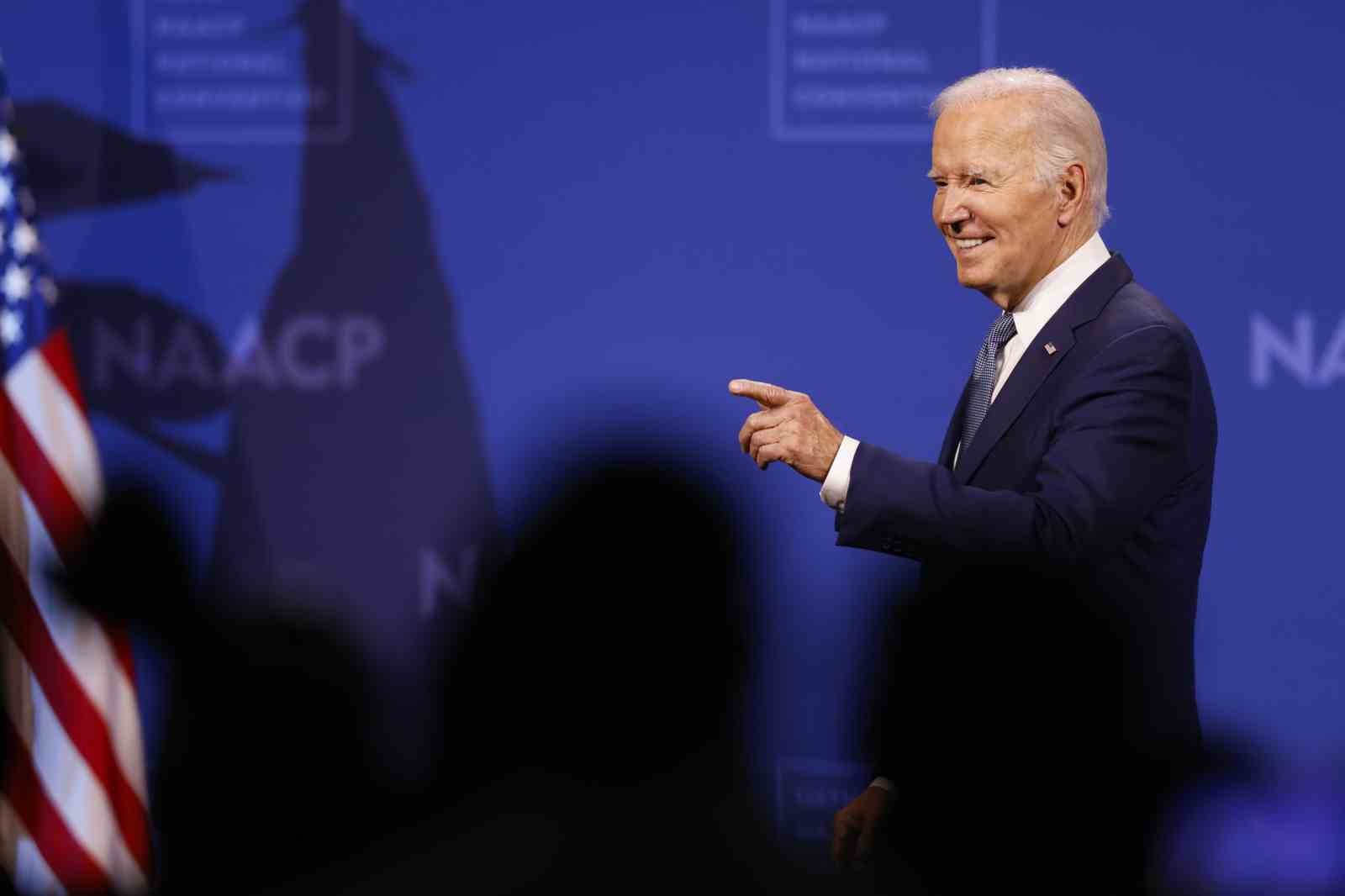 ABD Başkanı Joe Biden’ın korona virüs testi pozitif çıktı. Hafif