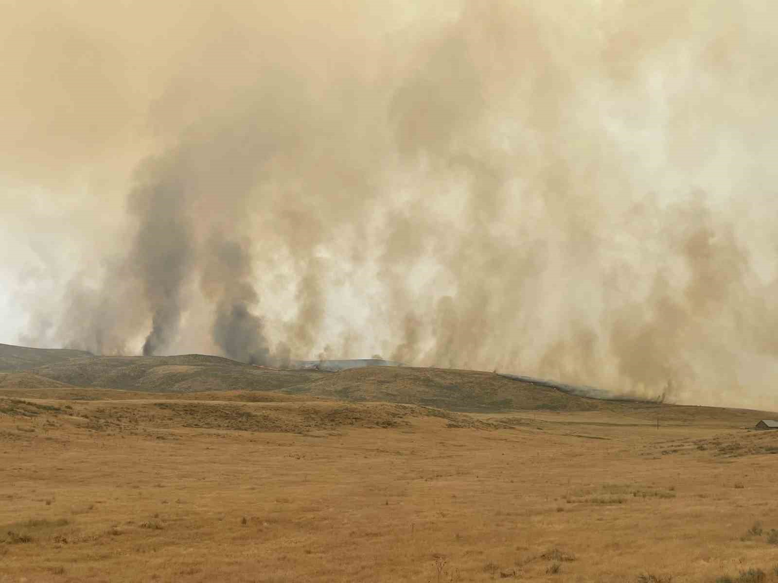 ABD’nin Oregon eyaletinde 24, California eyaletinde 12 büyük orman yangınına