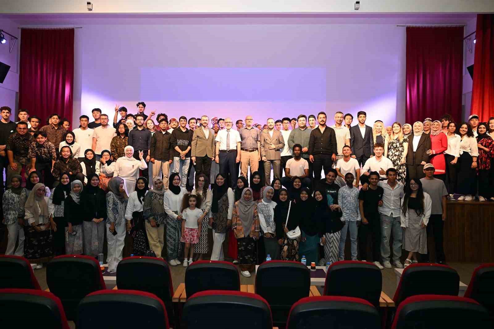 Afyon Kocatepe Üniversitesi (AKÜ) Türkçe Öğretimi Uygulama Araştırma Merkezi (TÖMER)