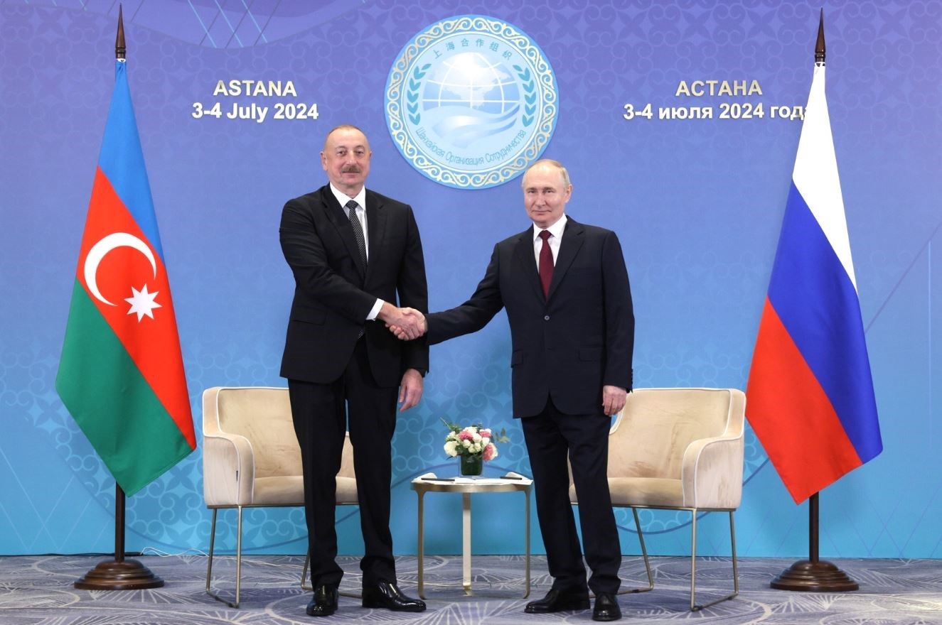 Rusya Devlet Başkanı Vladimir Putin ve Azerbaycan Cumhurbaşkanı İlham Aliyev,