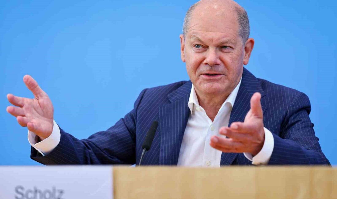 Almanya Başbakanı Olaf Scholz, ABD Başkan Yardımcısı Kamala Harris’in başkanlığa