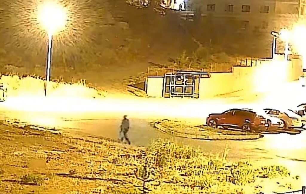 Afyonkarahisar’da bir şahsın toplu konutların bulunduğu bölgedeki peyzaj alanından farklı