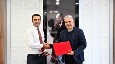 Antalya Muratpaşa Belediye Başkanı Ümit Uysal, belediyenin Temizlik İşleri Müdürlüğü