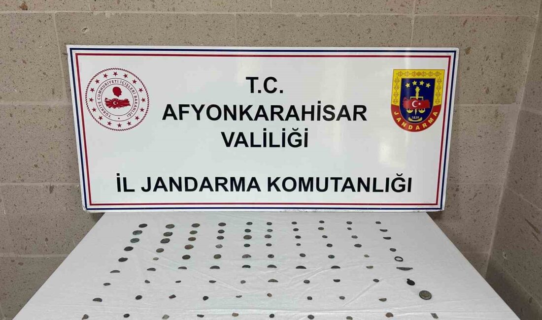Afyonkarahisar’da elinde bulunan ve tarihi eser niteliği taşıdığı düşünülen 95
