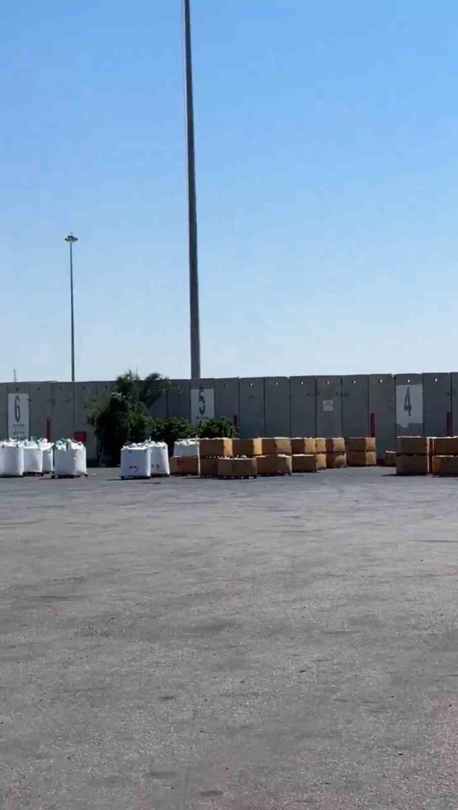 İsrail ordusuna bağlı Filistin Topraklarındaki Hükümet Aktivitelerini Koordinasyon Birimi (COGAT),