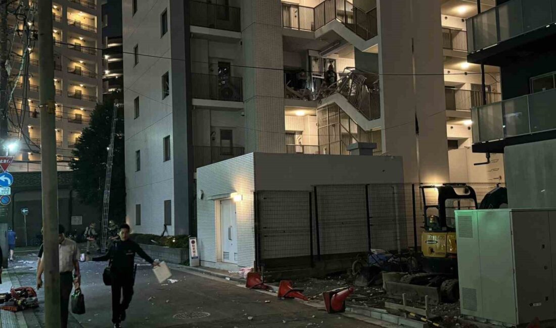 Japonya’da bir apartman dairesinde yaşayan şahsın intihar etmek için önce