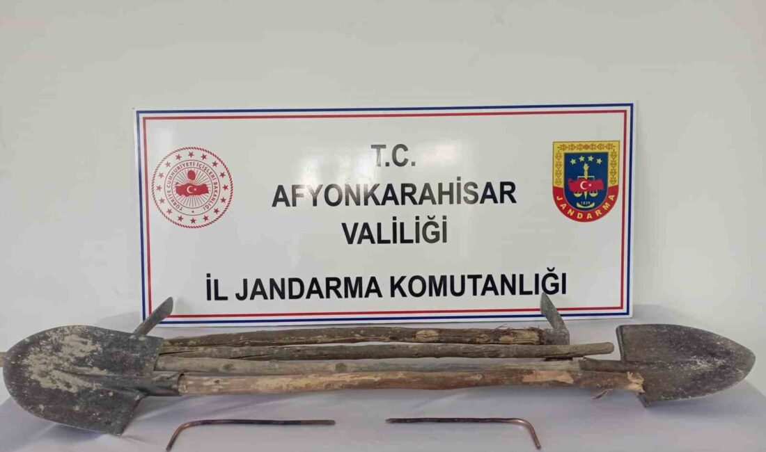 Afyonkarahisar’da kaçak kazı ile define arayan jandarmanın dron ile havadan