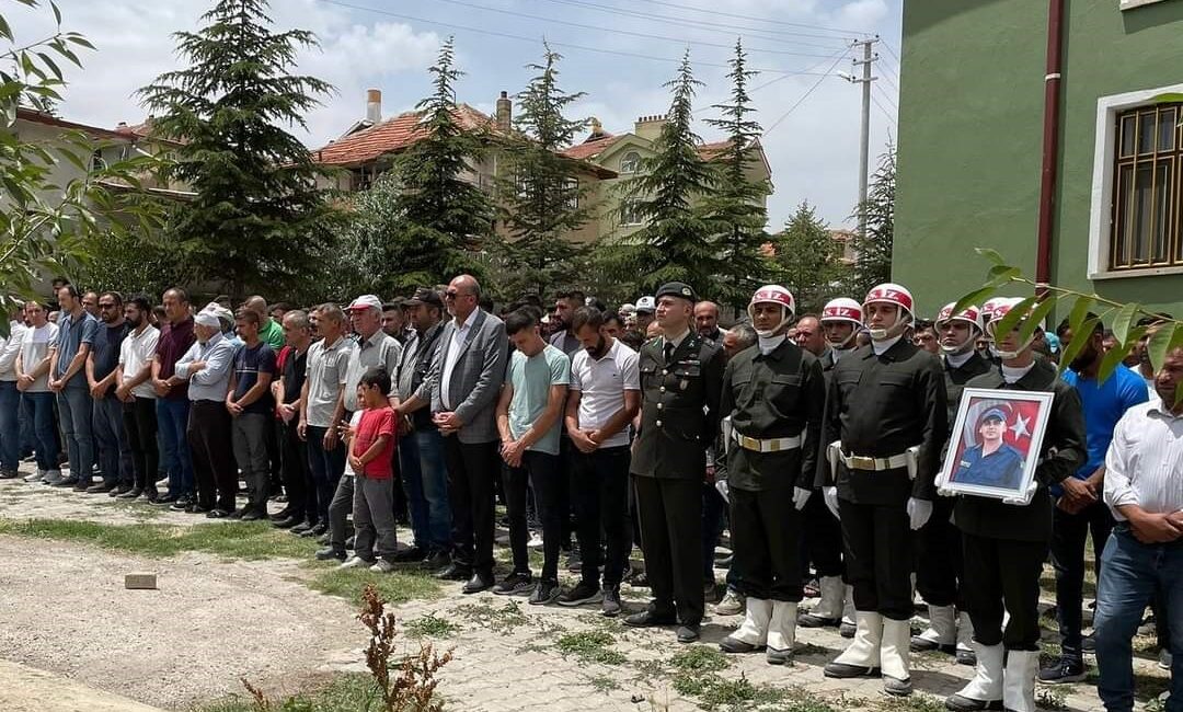 Senelik iznini geçirmek üzere geldiği Afyonkarahisar’ın Şuhut ilçesinde geçirdiği kalp