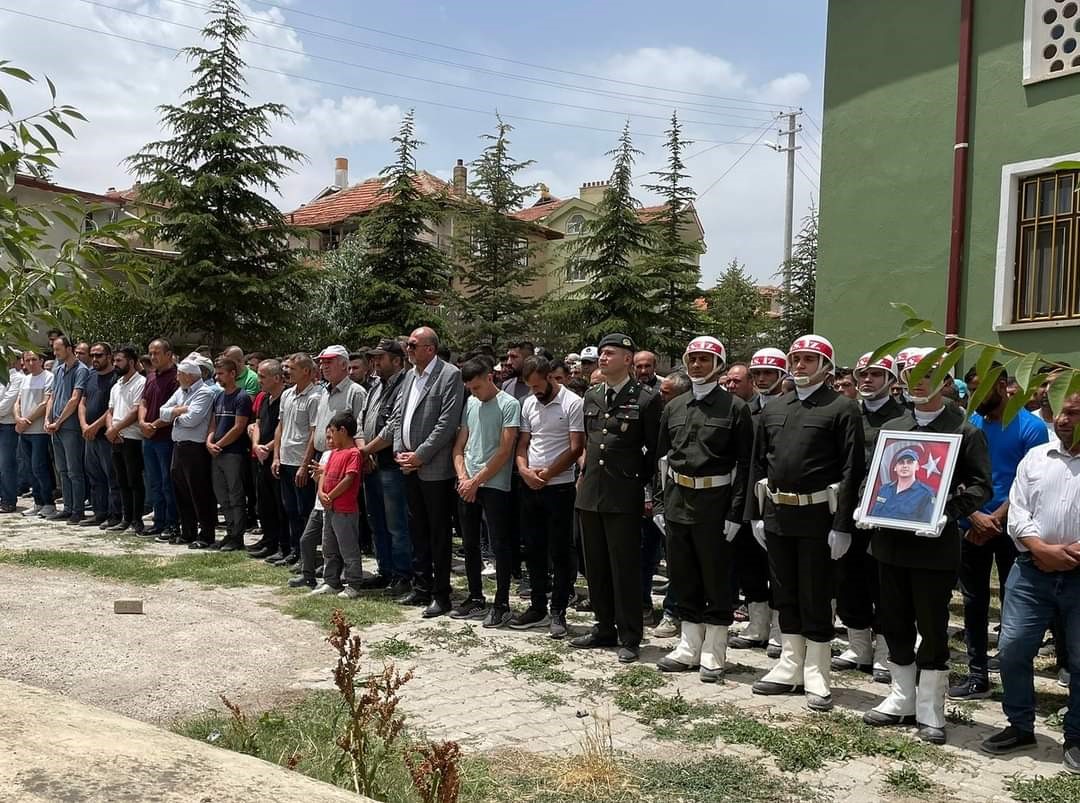 Senelik iznini geçirmek üzere geldiği Afyonkarahisar’ın Şuhut ilçesinde geçirdiği kalp