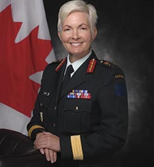 Kanada Başbakanı Justin Trudeau, Korgeneral Jennie Carignan’ı Genelkurmay Başkanı olarak