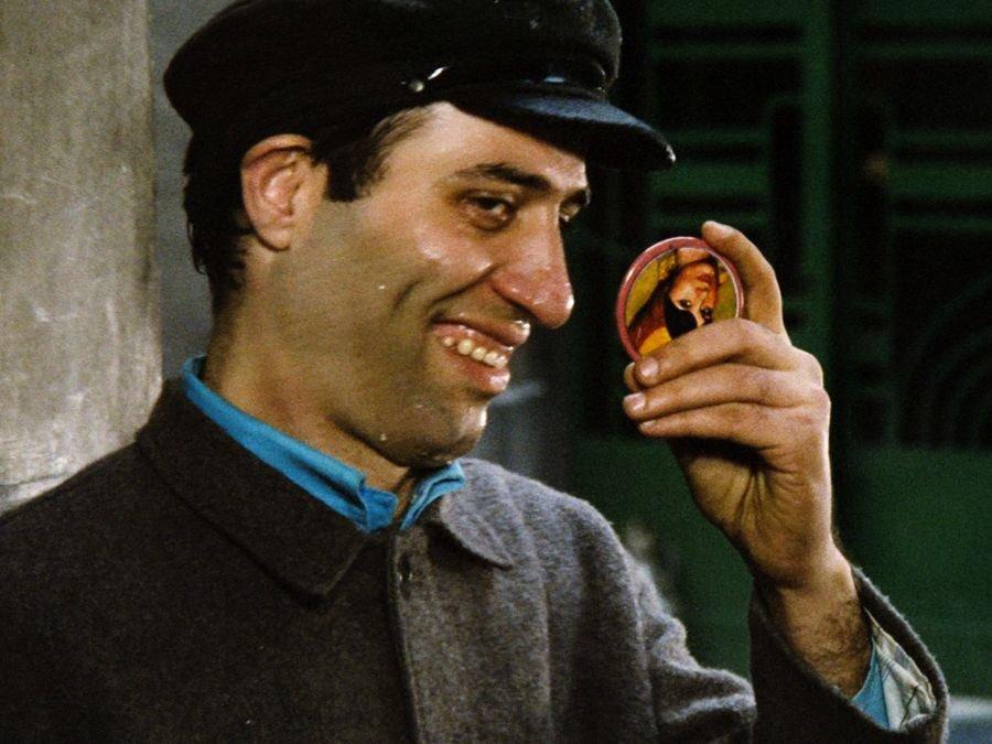 Tosun Paşa (1976) Hababam Sınıfı (1975) – Serinin çeşitli filmleri