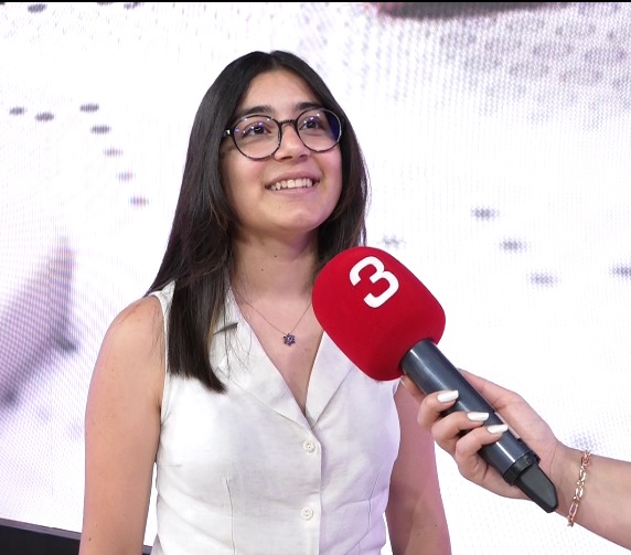 YKS eşit ağırlık alanında Türkiye dördüncüsü olan Zeynep Nihan Türkel,