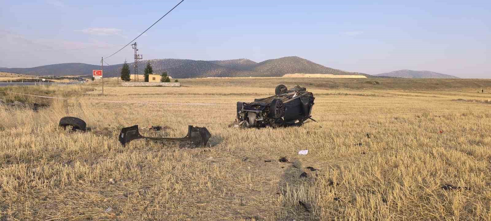 Afyonkarahisar’da meydana gelen trafik kazasında 1 kişi yaşamanı yitirirken, 1
