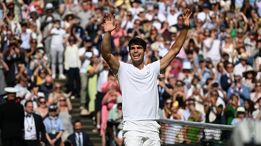 Sezonun üçüncü grand slam tenis turnuvası Wimbledon’da tek erkekler finalinde