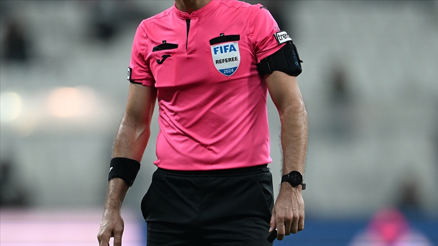FIFA kokartlı hakemler Kadir Sağlam, Zorbay Küçük ve Bahattin Şimşek,