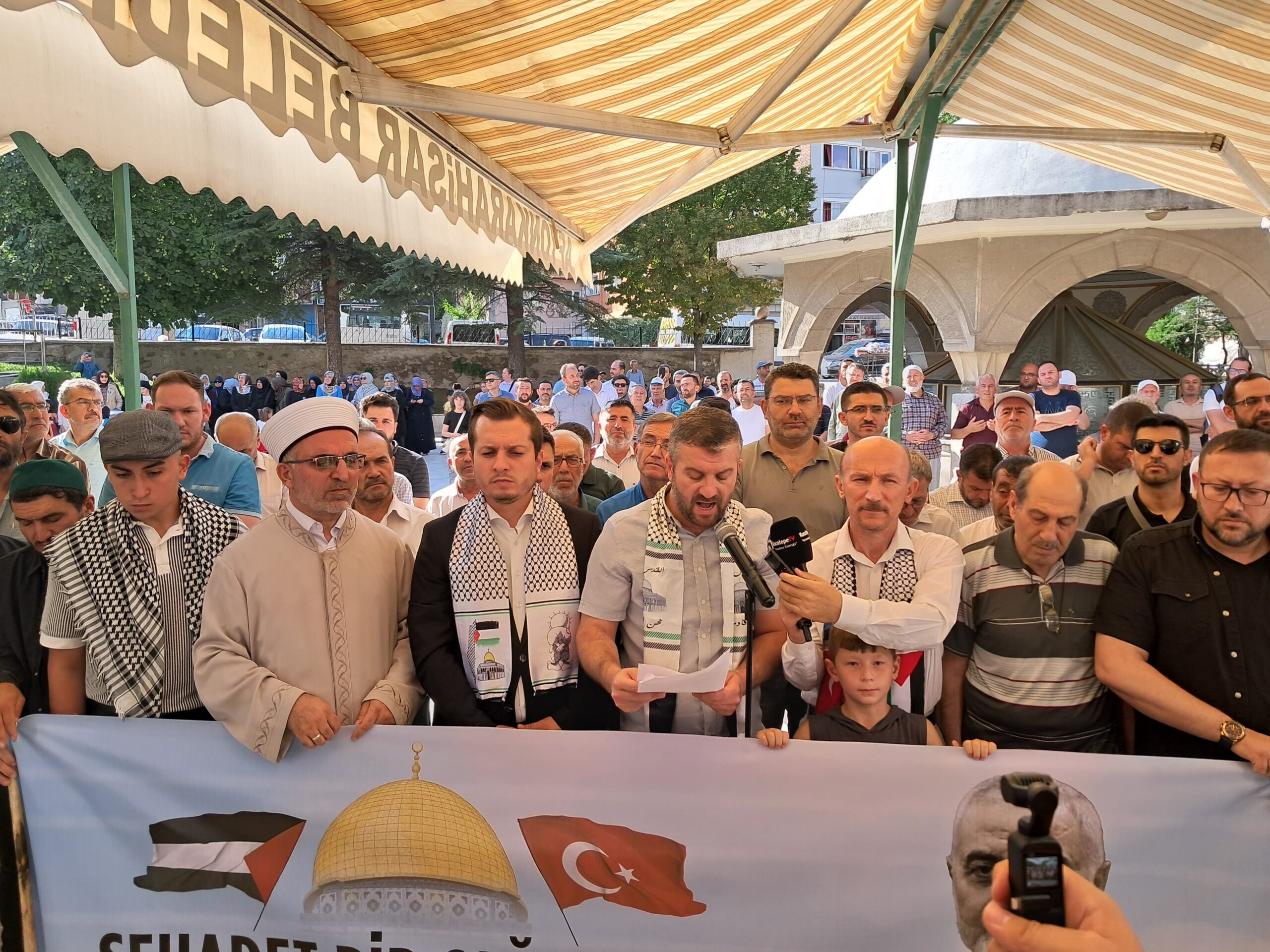 Afyonkarahisar halkı, Filistin Hamas İslami Direniş Lideri İsmail Haniye’nin şehadeti