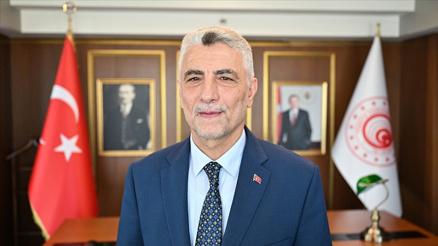 Ticaret Bakanı Bolat, “Bir yandan dış ticaret açığındaki gerilemeyle büyüme
