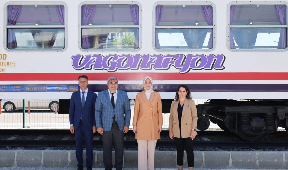 Vagon Afyon Kafe’de sona doğru Afyonkarahisar’da normal kafelerden tamamen farklı