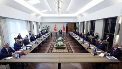 Türkiye Cumhuriyeti Ticaret Bakanı Ömer Bolat, Ankara dışında Ahlat Cumhurbaşkanlığı