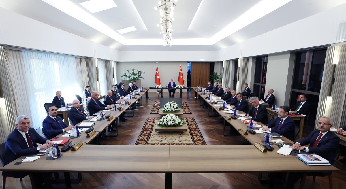 Türkiye Cumhuriyeti Ticaret Bakanı Ömer Bolat, Ankara dışında Ahlat Cumhurbaşkanlığı