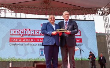 İYİ Parti Genel Başkanı Müsavat Dervişoğlu, Keçiören Belediyesi’nin ev sahipliğinde