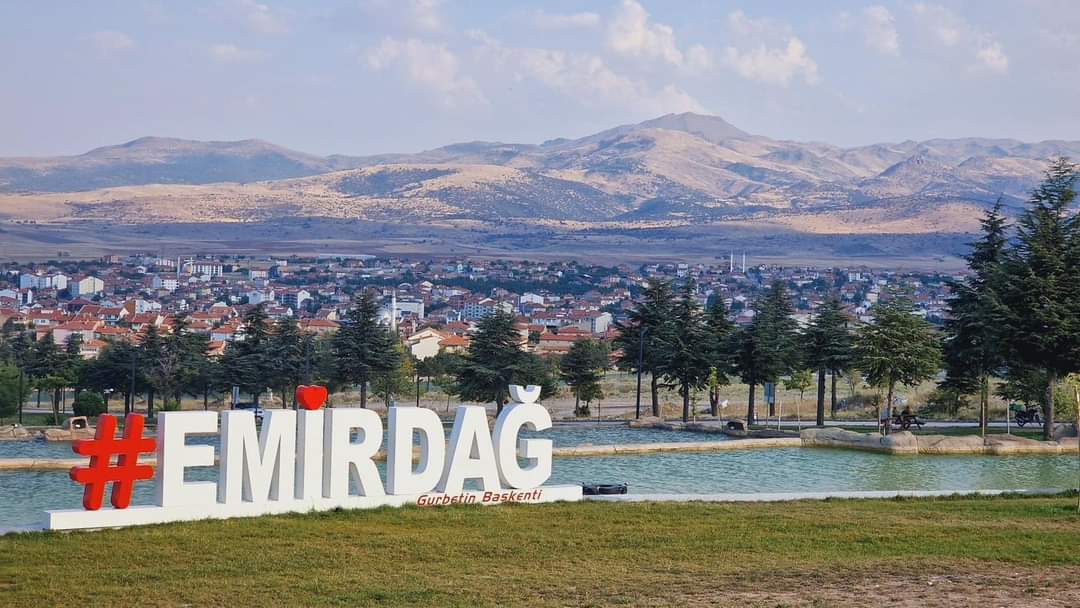Emirdağ, yerel halkın kalplerinde derin bir sevgi barındırdığı bir şehir