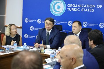 Türk taşımacılık ve lojistik sektörünün önemli aktörlerinin katılımıyla düzenlenen bir