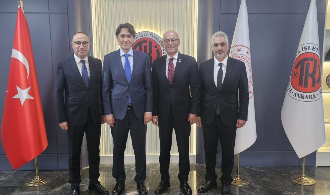 Türkiye Madenciler Derneği (TMD) Başkanı Mehmet Yılmaz ve İkinci Başkan